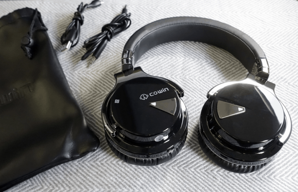 Cowin E-7 Wireless Noise Canceling Headphones