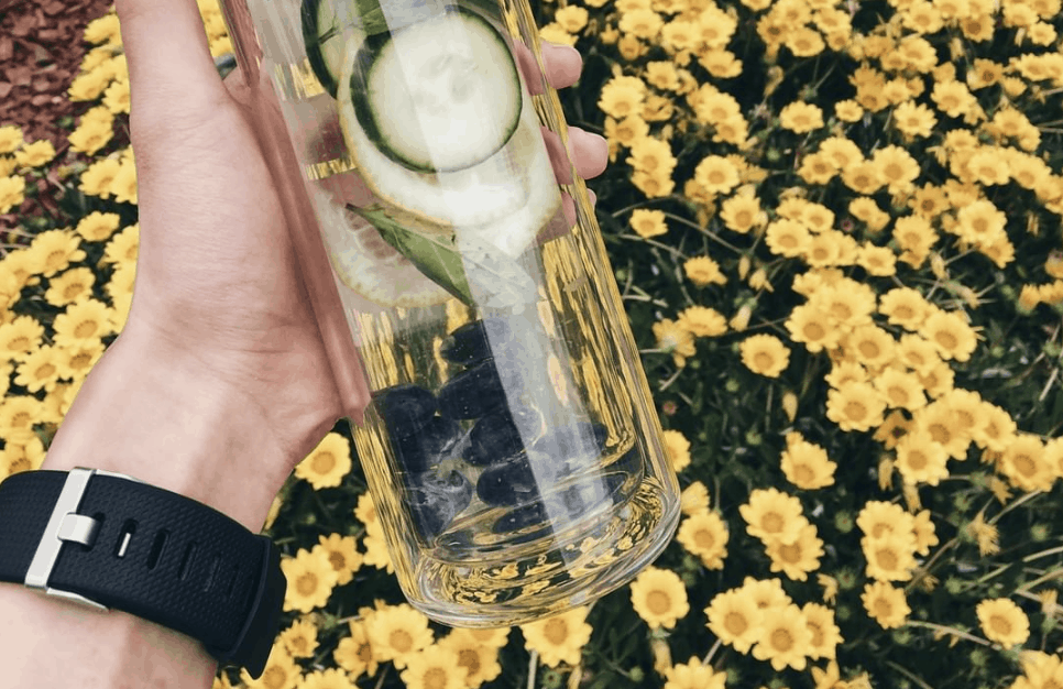 Savvy Infusion Water Bottle Photo Flowers