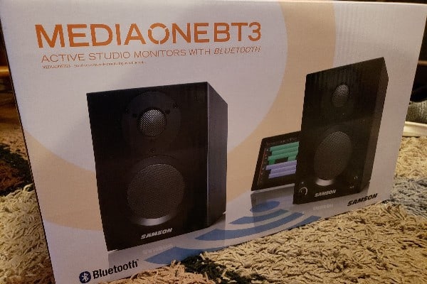 Review: Samson MediaOne BT3 - can monitors this cheap and small be any good? 5