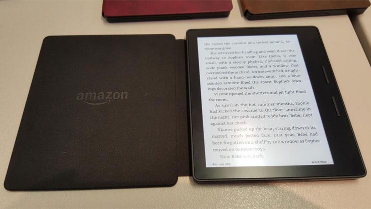 Review: Amazon Kindle Oasis (Should You Upgrade?) 1