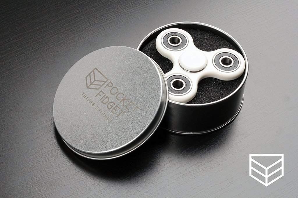 Review: Fidget Spinner (What's the magic behind them) 1