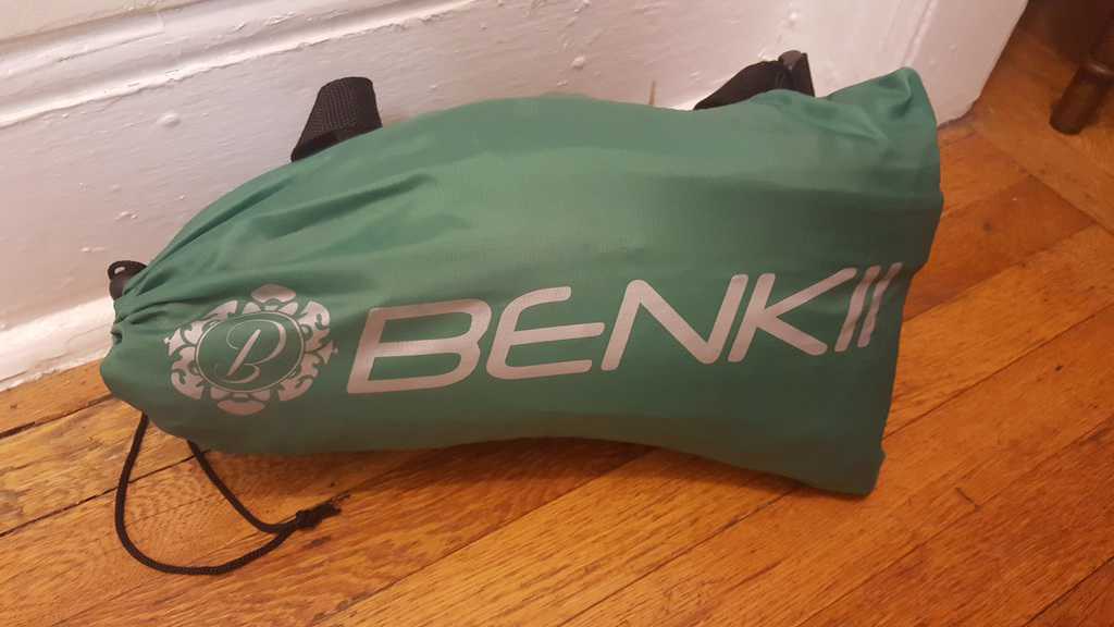 Review: Benkii inflatable lounger (Is This the Best Summer Seating Option?) 1
