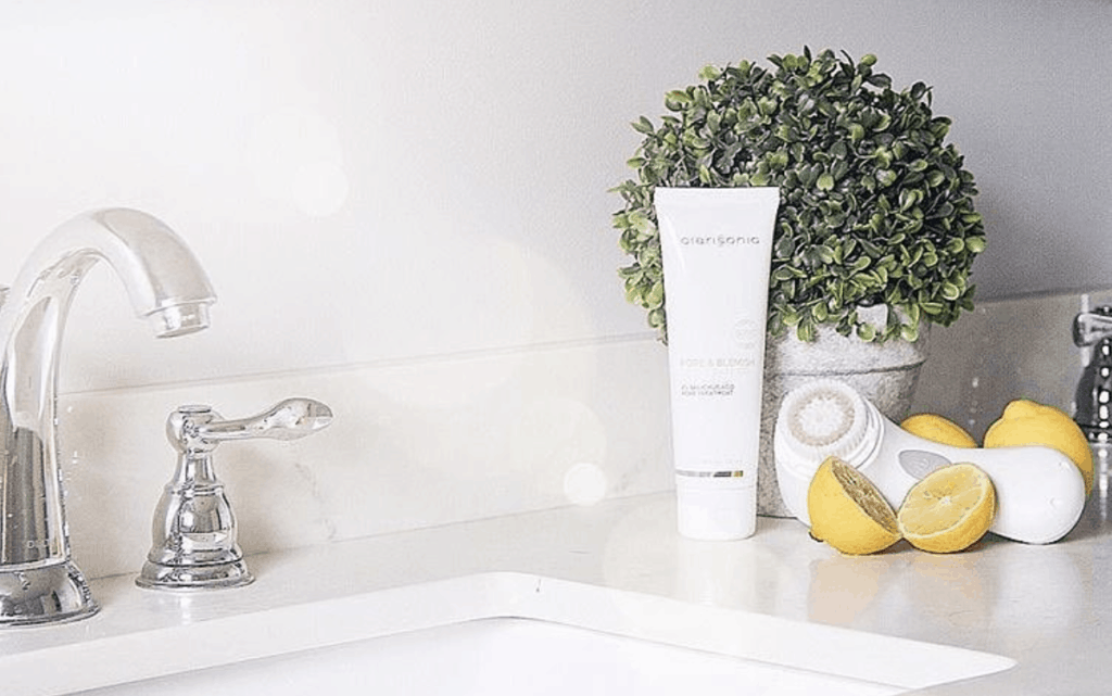 Review: Clarisonic Mia (2-Speed Facial Sonic Cleansing Brush) 3