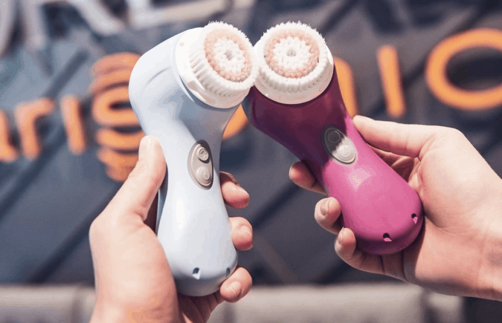 Review: Clarisonic Mia (2-Speed Facial Sonic Cleansing Brush) 5