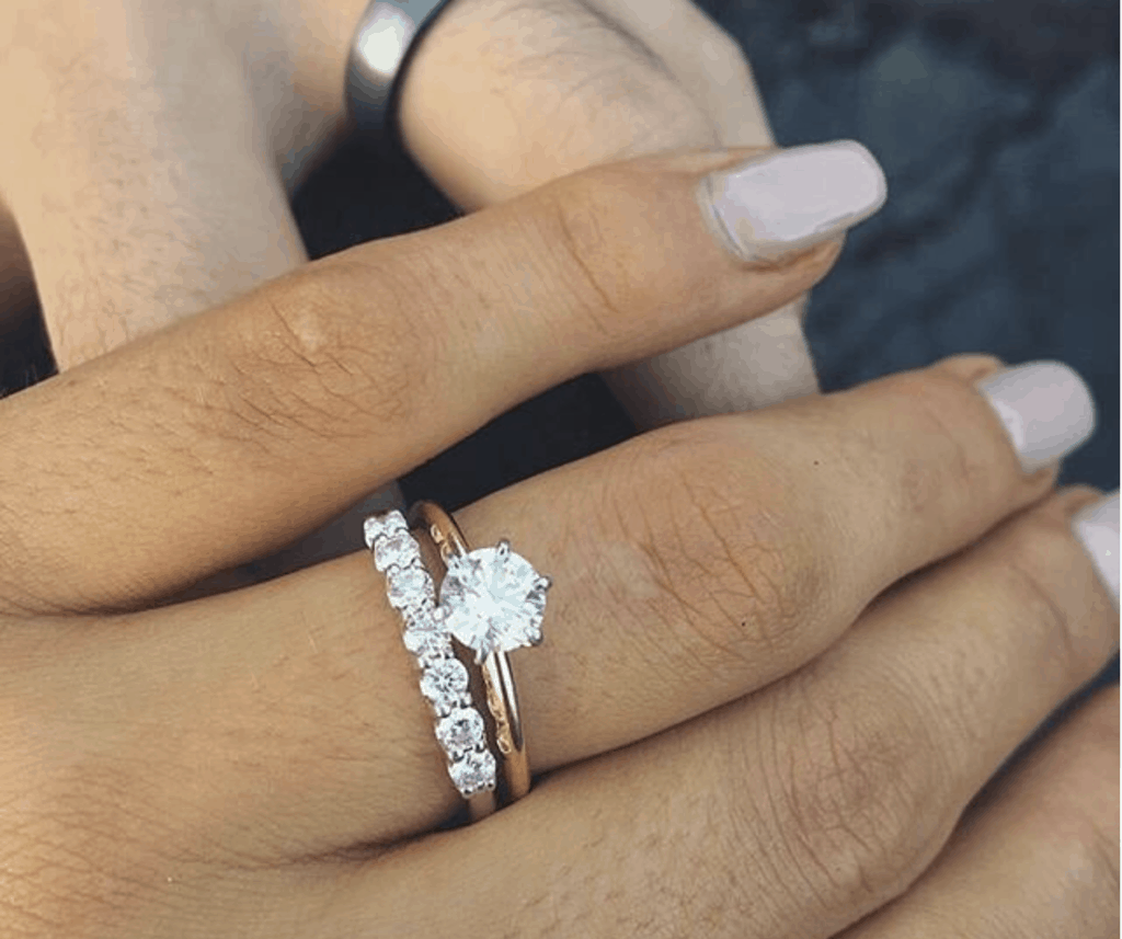 Dividing estate jewelry sales