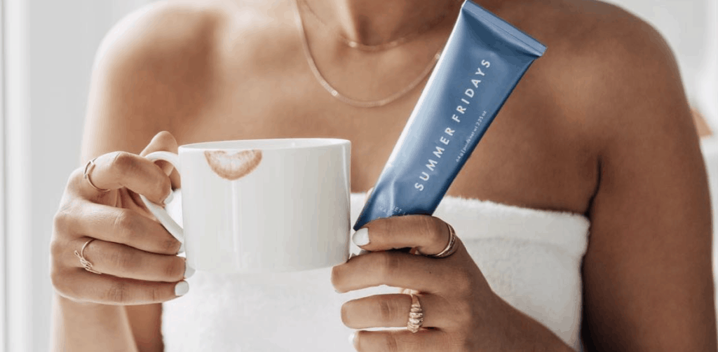 Review: Summer Friday's Jet Lag Mask (A Multi-Use Mask For On The Go) 2