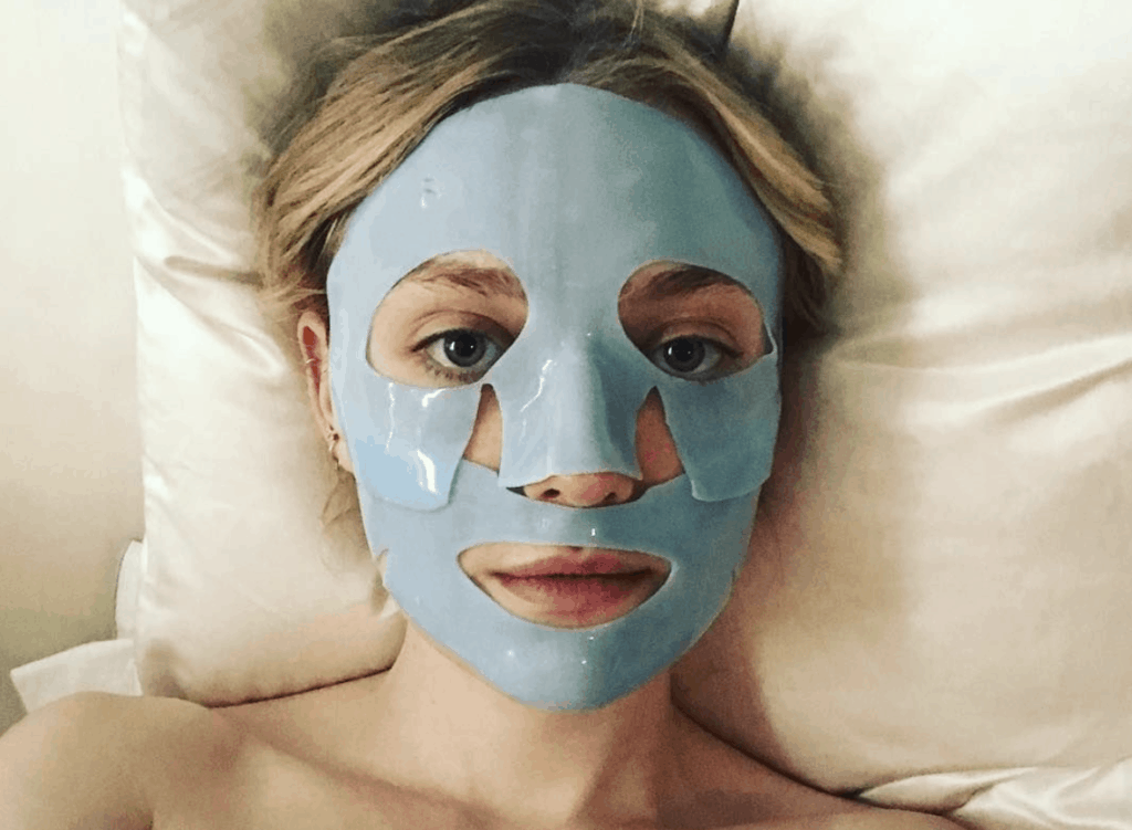 Dr. Jart Mask Heroes Face Savers Set on Model