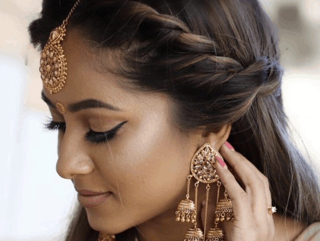 Fenty Beauty Foundation By Rihanna Model 3