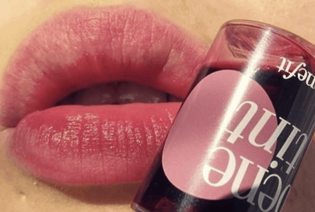 Benefit Bentint Lip And Cheek Stain on Lips