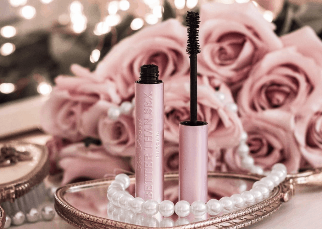 Too Faced Better Than Sex Mascara Floral Backdrop