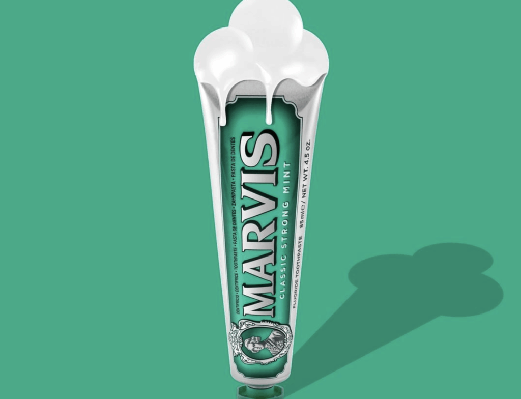 Marvis Toothpaste Classic Strong Mint Feature